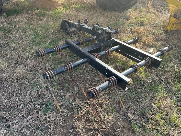 #38441-•-70"-cultivator-image-4