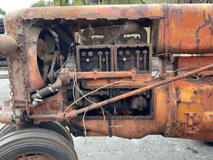 minneapolis-moline-ztu-image-19