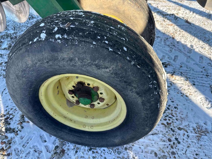 john-deere-630-image-26