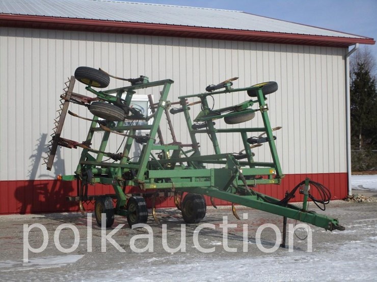 john-deere-680-image-6