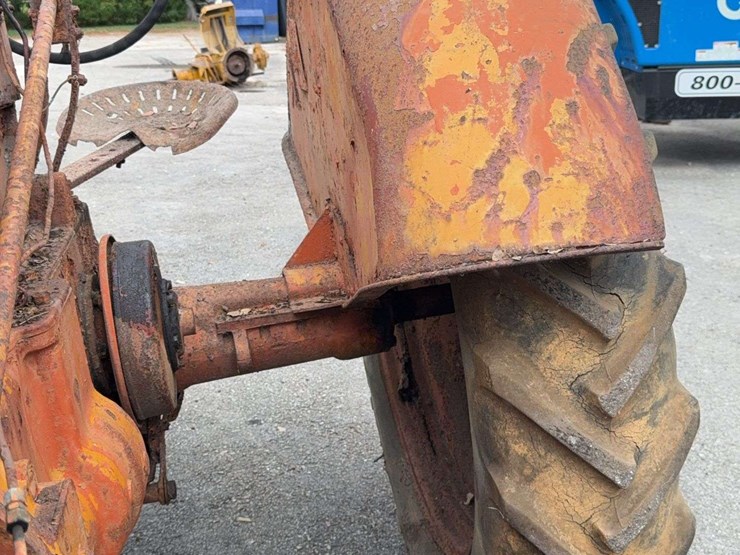 minneapolis-moline-ztu-image-40