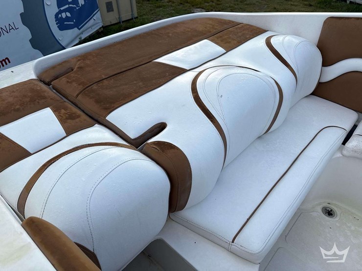 2009-mariah-sc23-23ft.-cabin-cruiser-with-t/a-boat-trailer-image-8