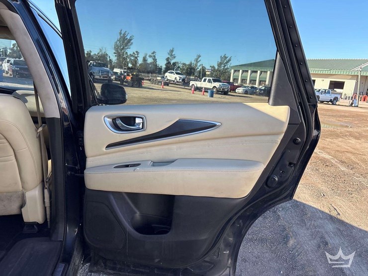 2018-infiniti-qx60-awd-suv-image-23