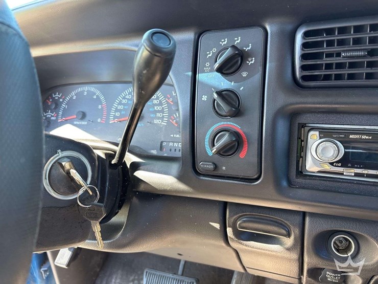 2000-dodge-ram-1500-image-18