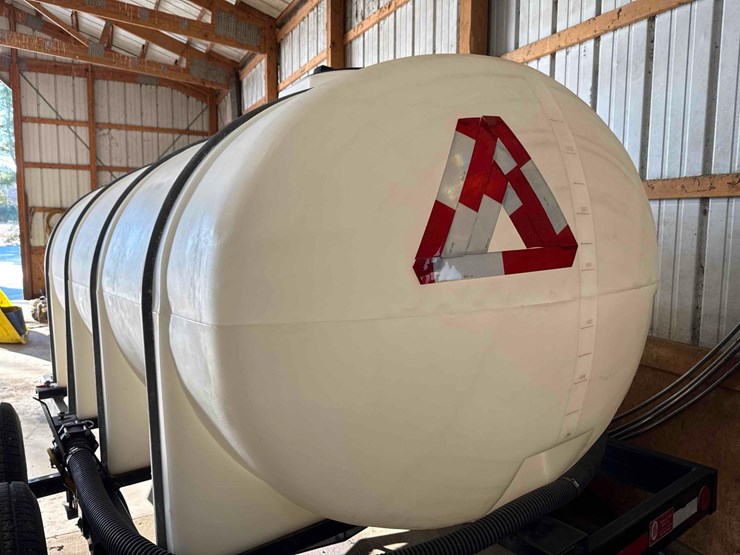 michigan-chief-liq.-tender-trailer-image-18