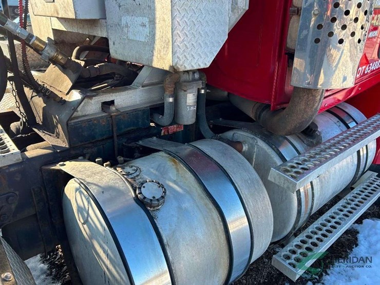 2001-western-star-4900-image-7