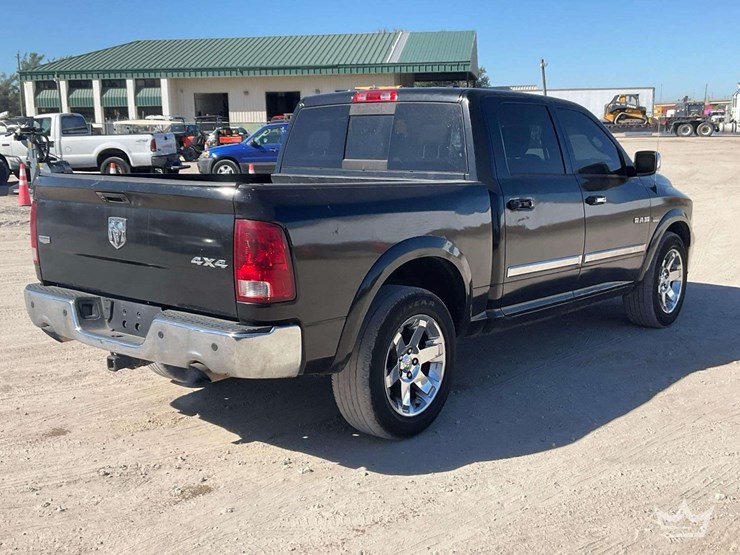 2010-dodge-ram-1500-image-3