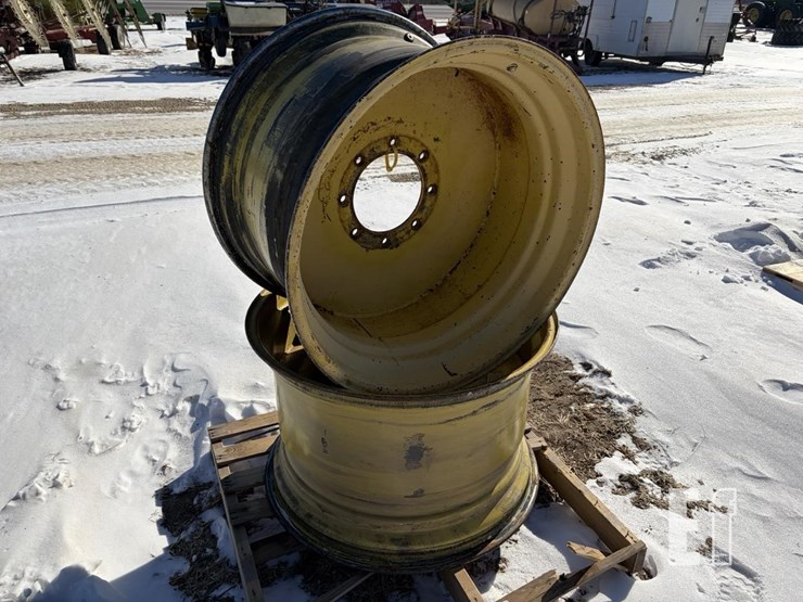 34-inch-8-bolt-rims-image-2