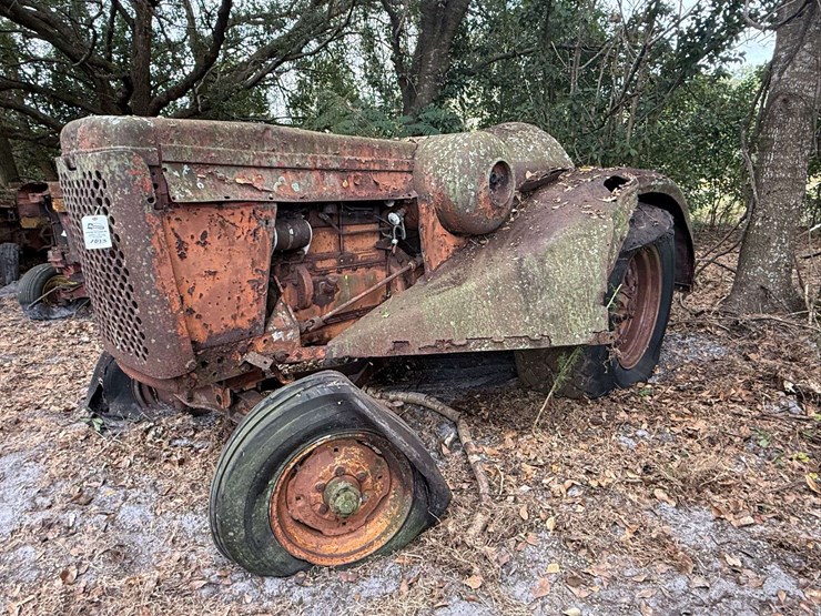 minneapolis-moline-orchard-image-1