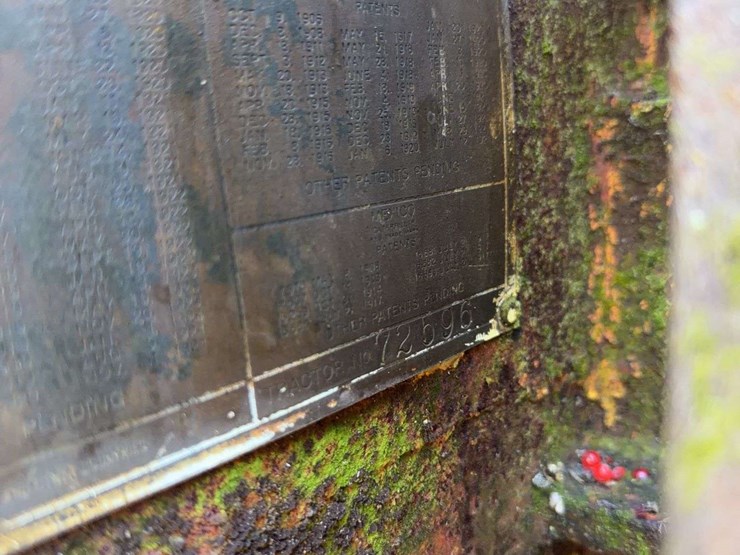 caterpillar-2-ton-crawler-image-40