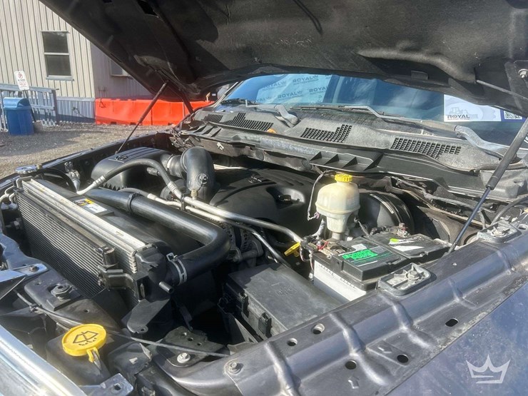 2016-dodge-1500-image-9