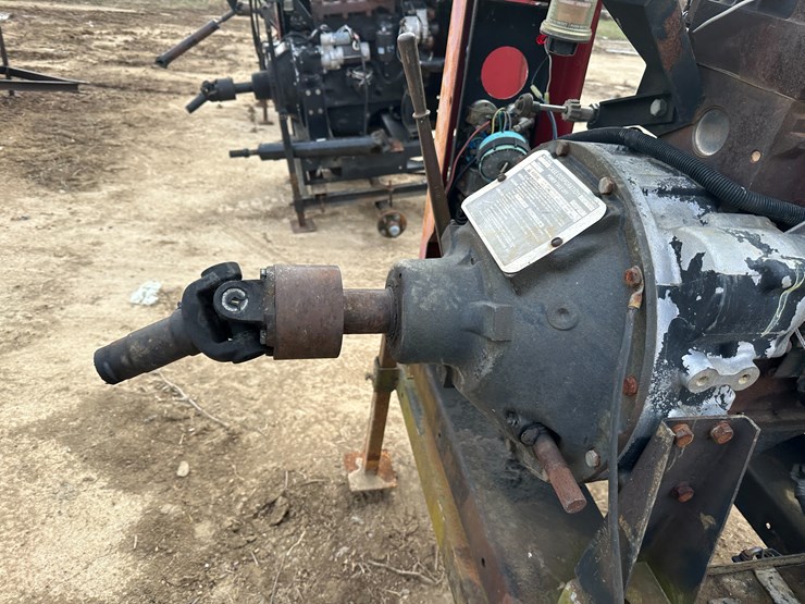 #38430-•-case-4391-4-cyl-power-unit-image-13