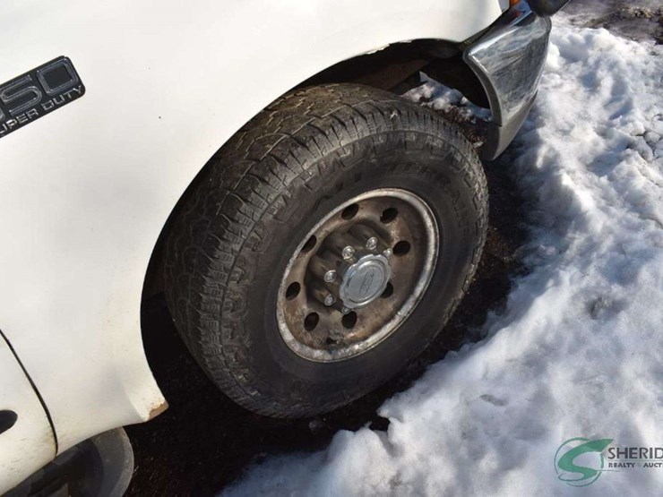 2000-ford-f350-image-37