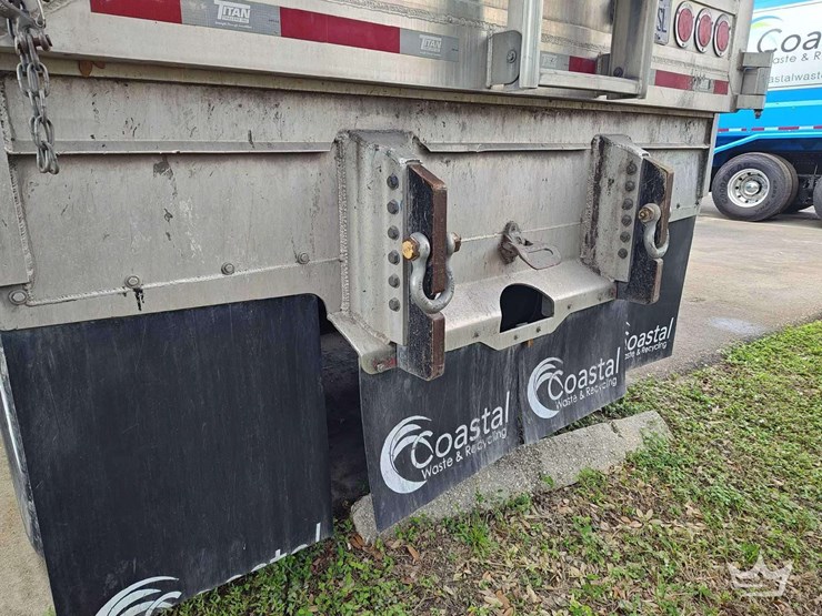 2023-titan-trailer-image-16