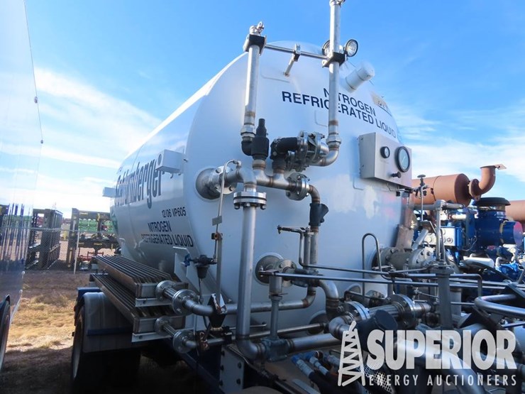 2006-international-b-image-7