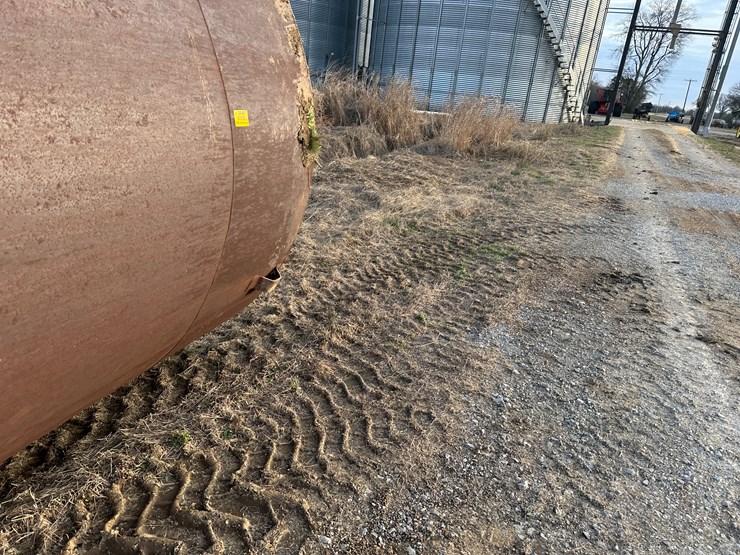 #38467-•-~8000gal-fuel-tank-image-8