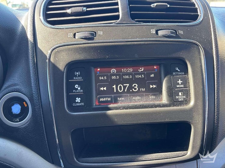 2017-dodge-journey-image-16