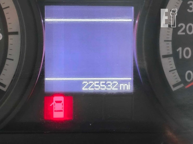 2012-dodge-2500-image-12