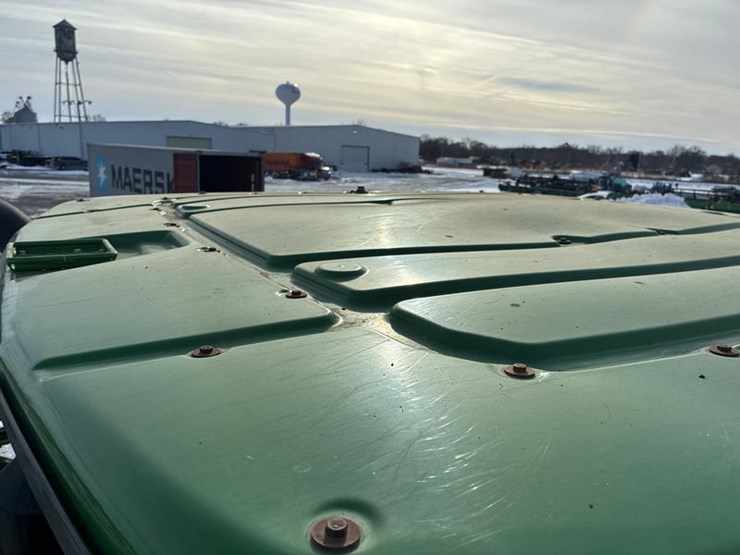 2018-john-deere-r4038-image-76