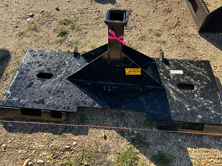 #37637-•-skid-steer-reciever-hitch-attachment-image-5