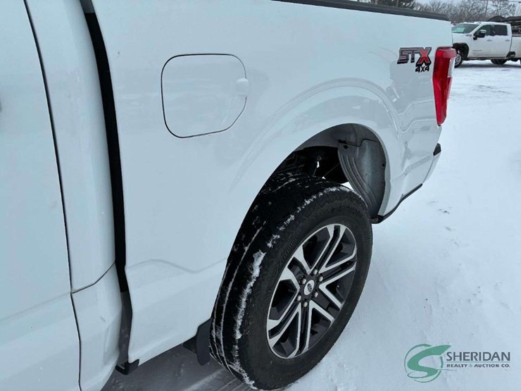 2023-ford-f150-image-8