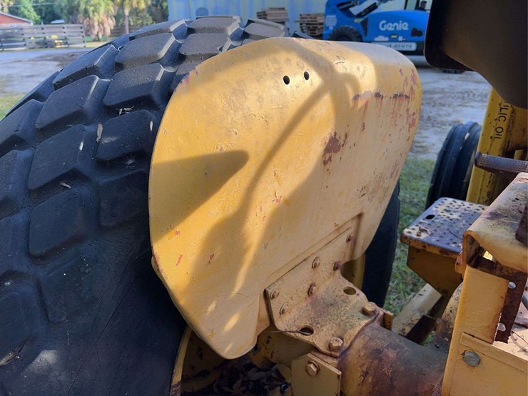 minneapolis-moline-big-mo-500-image-44