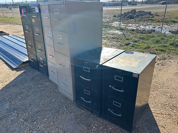 #37662-•-lot-of-(6)-filing-cabinets-image-2