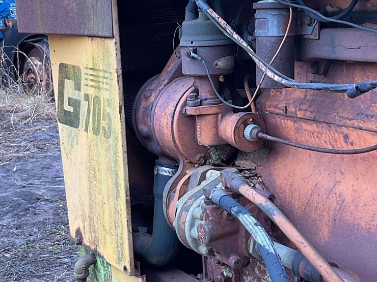 minneapolis-moline-g705-image-13