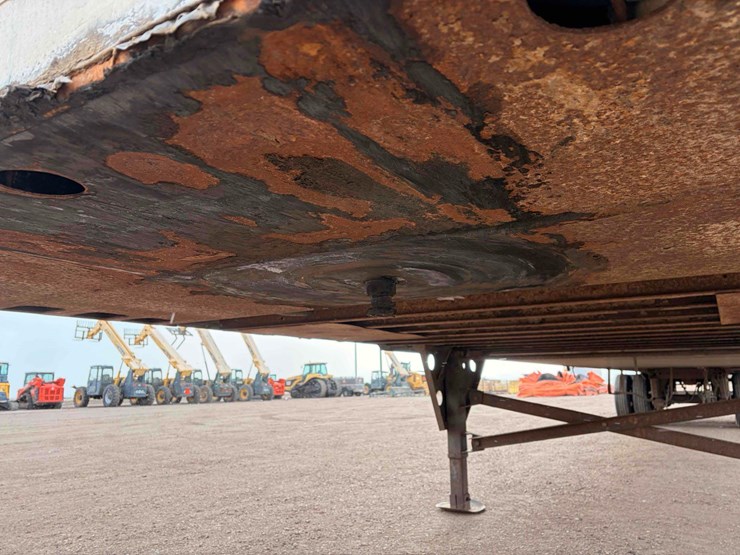 2010-utility-3000r-reefer-image-13