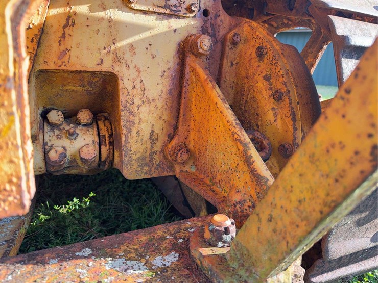 caterpillar-diesel-thirty-five-image-50