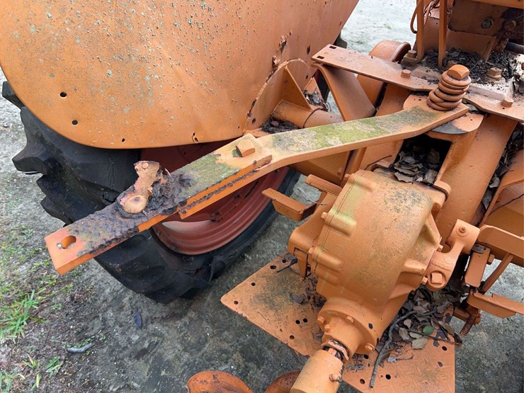 minneapolis-moline-ztu-image-41