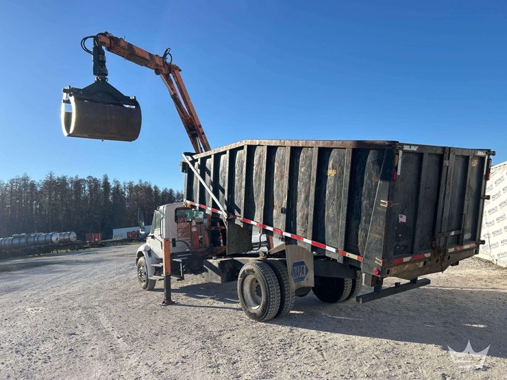 2011-international-durastar-4300-image-4