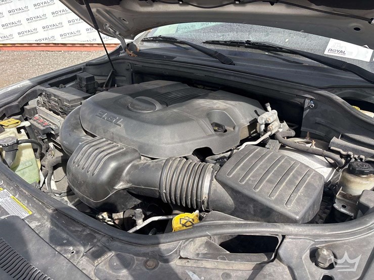 2011-jeep-grand-cherokee-image-7