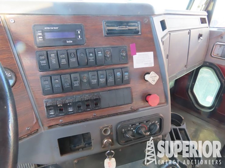 2012-western-star-4900-image-8
