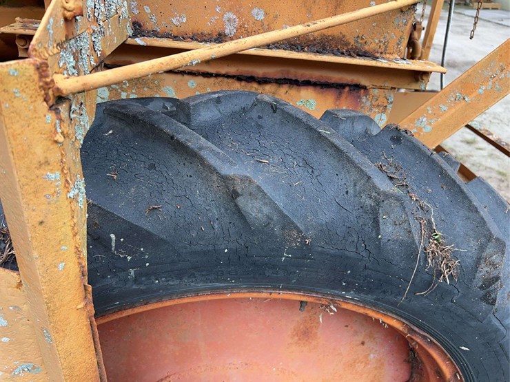 minneapolis-moline-ztu-image-41