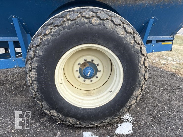 2004-kinze-650-image-10