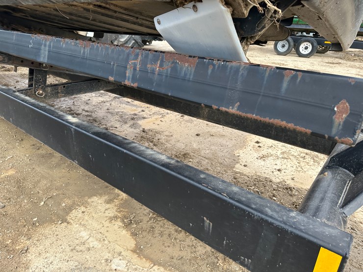 #38417-•-head-hauler-dl-37-37'-header-wagon-image-33