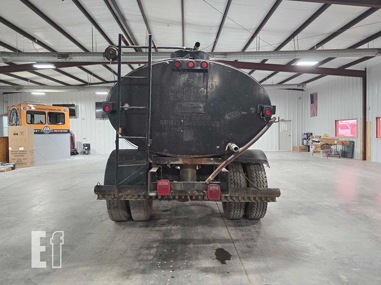 1998-ford-f800-image-8