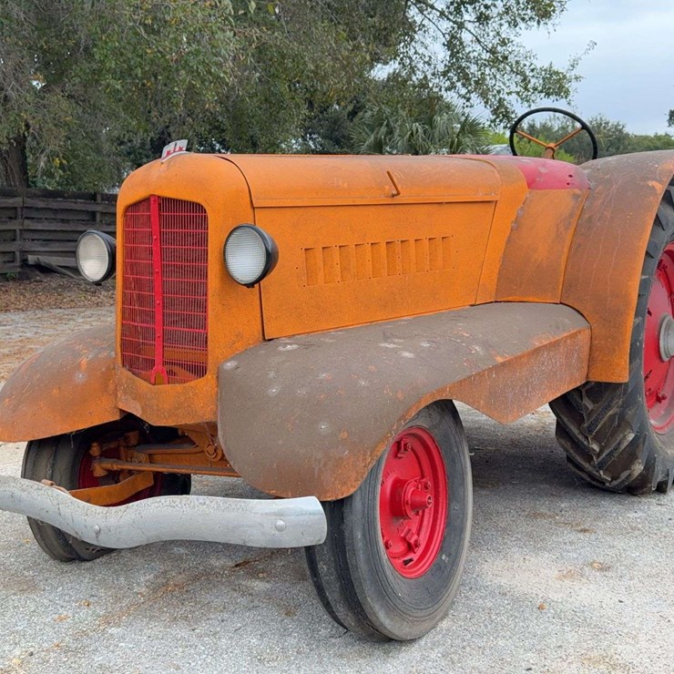 MINNEAPOLIS MOLINE UDLX