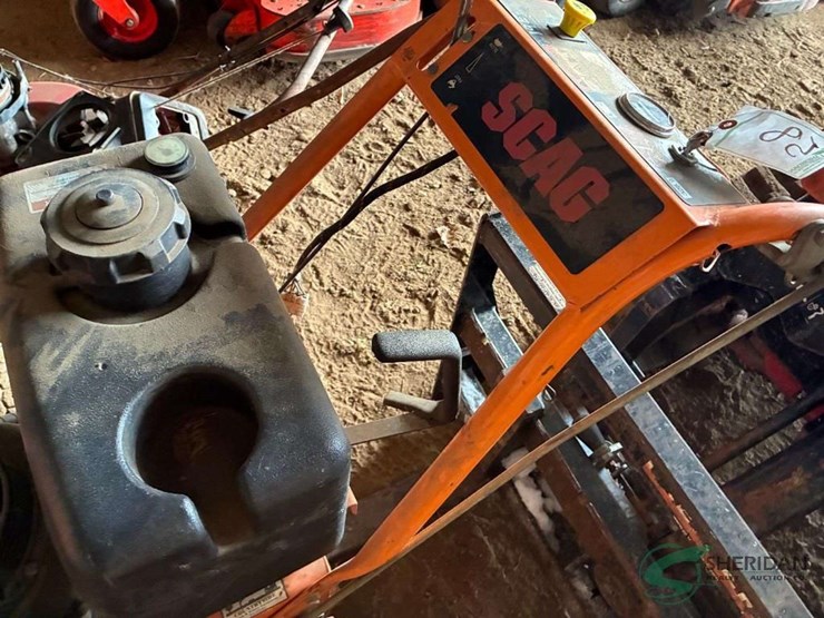 scag-36"-walk-behind-mower-showing-242-hours-image-6