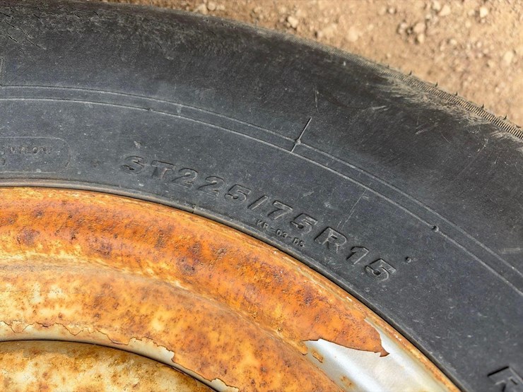 2013-forest-river-trailer-with-scaffolding-contents-image-22