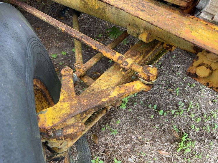 john-deere-840-image-75