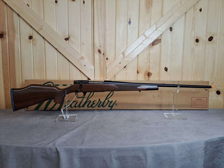 weatherby-vanguard-.300-wby-magnum-bolt-rifle-image-9