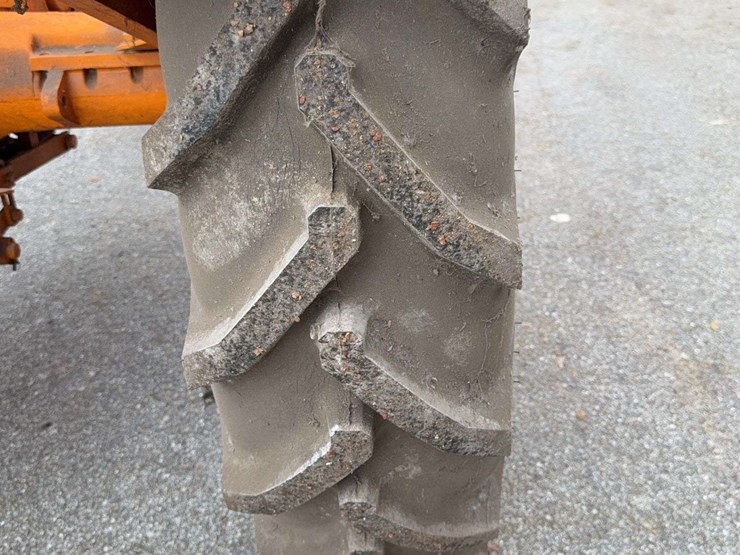 minneapolis-moline-image-32