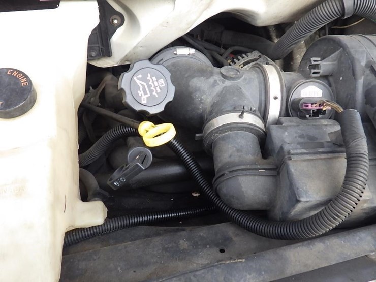 2005-chevrolet-express-2500-image-13