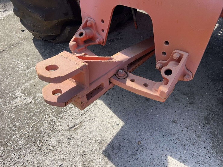 allis-chalmers-4wd-parts-tractor-image-27