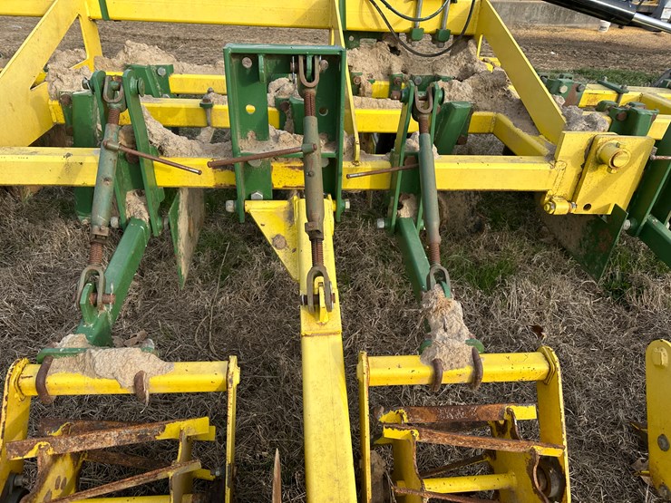 #38451-•-roll-a-cone-16-row-30"-bedder-chopper-image-18