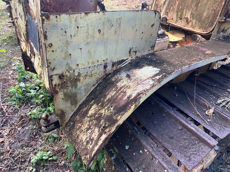 caterpillar-twenty-image-25