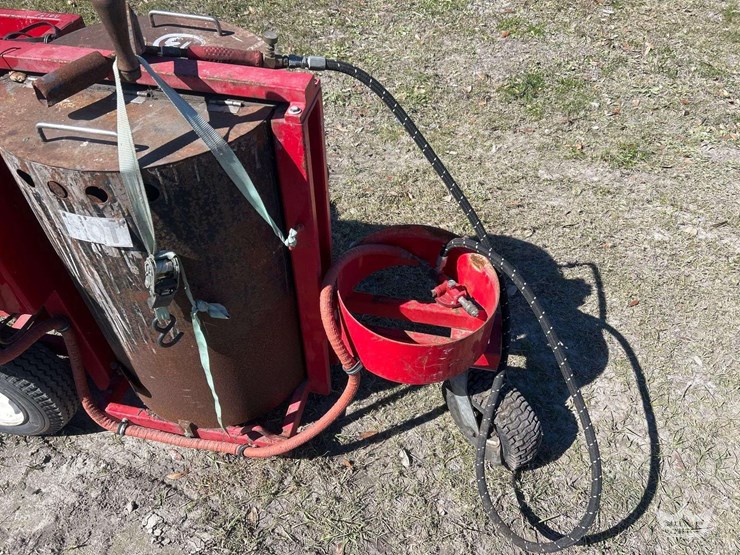 line-striping-machine-image-8