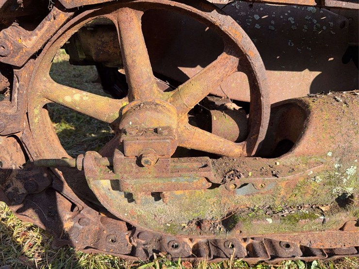 caterpillar-2-ton-image-28